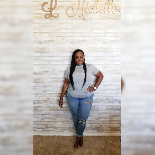 Pearl Girl Chic Fitted Tee