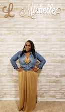 Load image into Gallery viewer, &quot;Flowing Chic&quot;