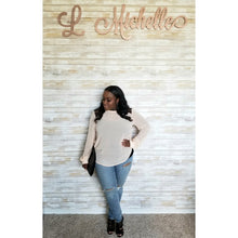 Load image into Gallery viewer, Cute, Chic, and Captivating!